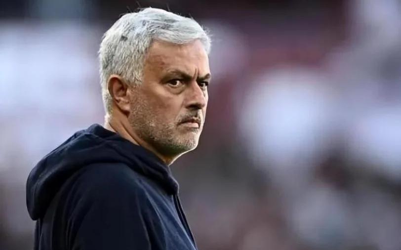 爱游戏官方登录入口-尤文图斯球员间传病毒，主教练紧急调整备战