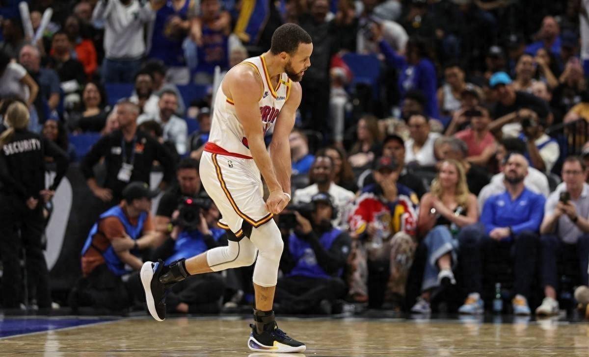 爱游戏官方登录入口-关于亚眠连续胜利，正迅速崛起为劲旅的信息