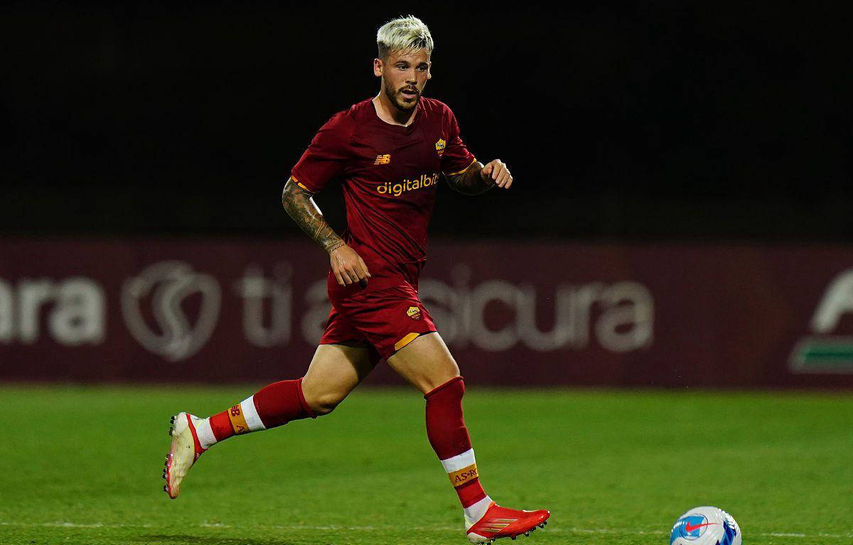 爱游戏在线-罗马球队连续两场失利，赛季表现不佳的简单介绍