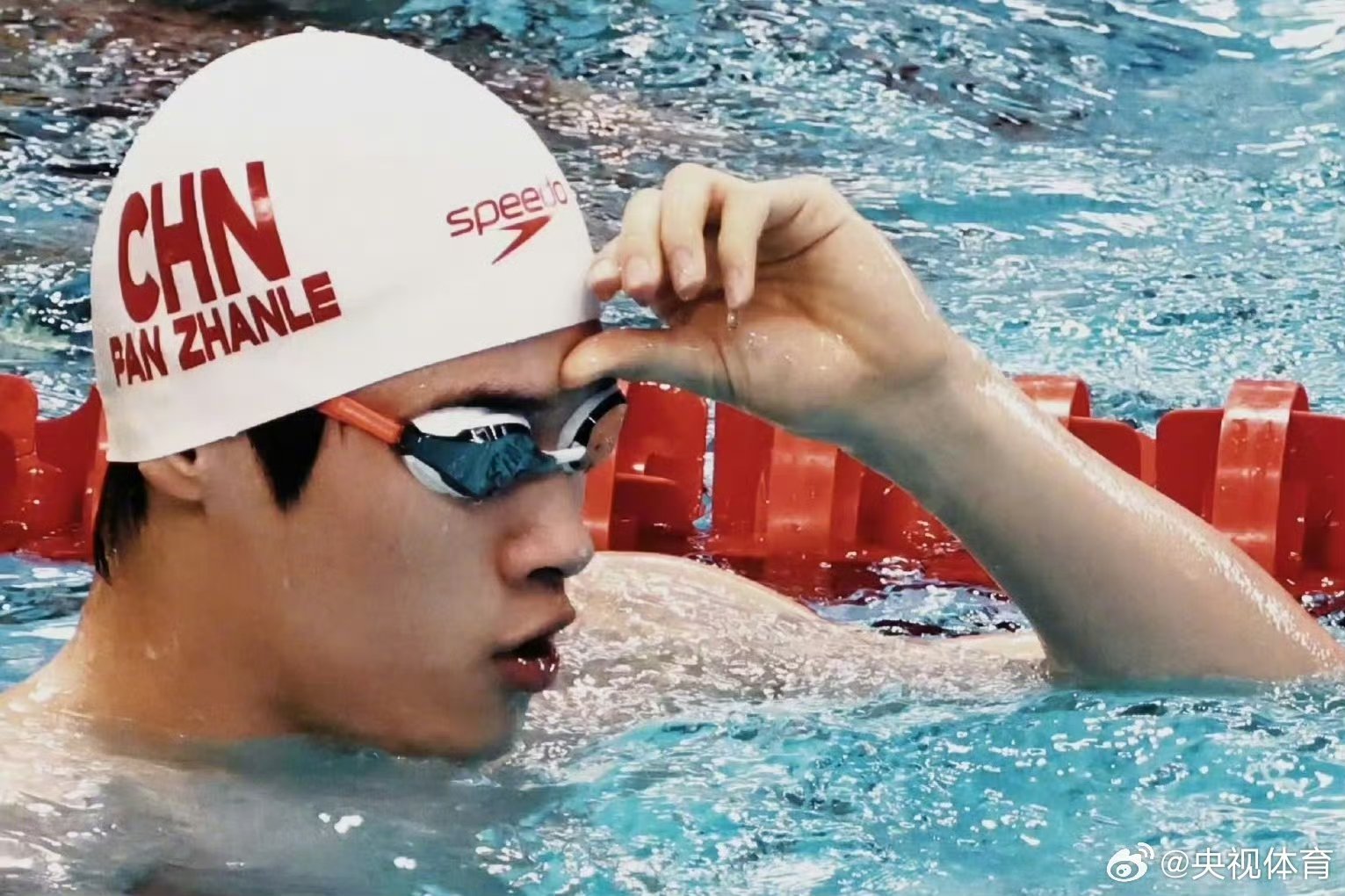 关于新加坡游泳选手锋芒毕露，圆梦奥运的信息
