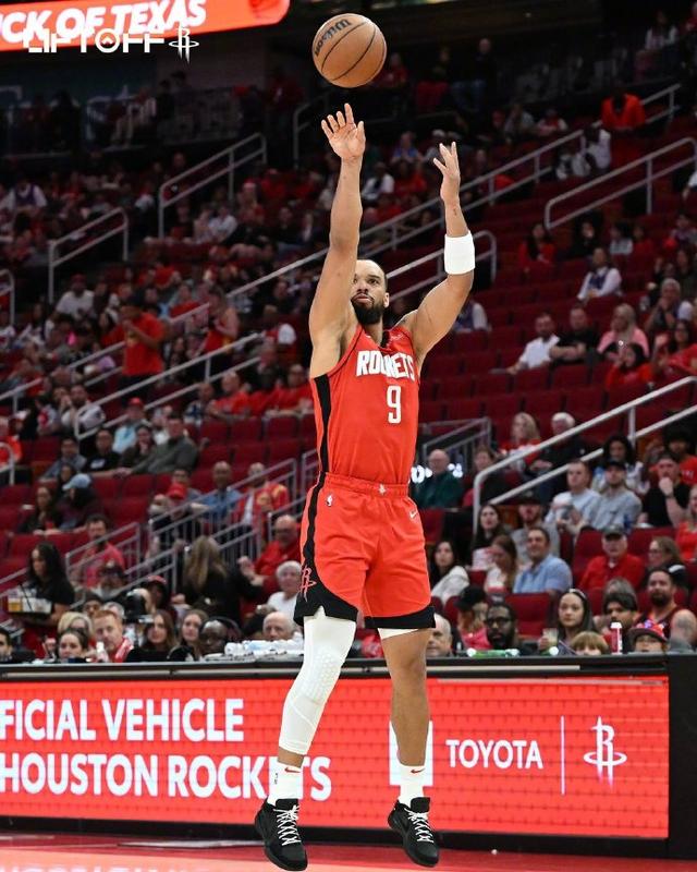 爱游戏官网网页版入口-爵士客场不敌火箭，遭遇连败下场赛季濒危的简单介绍