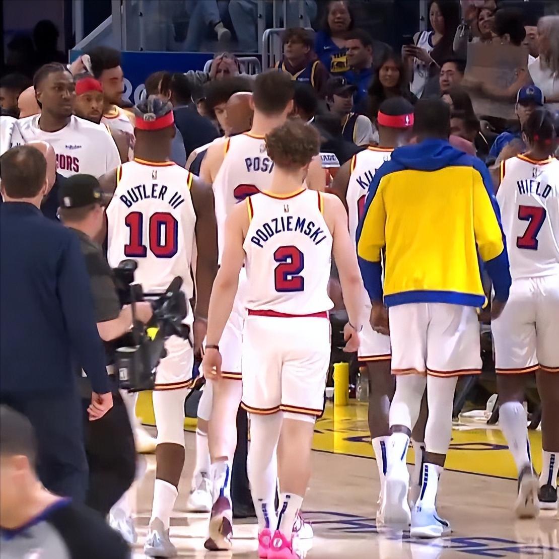 爱游戏-关于雄鹿大胜热火，完成常规赛双杀的信息