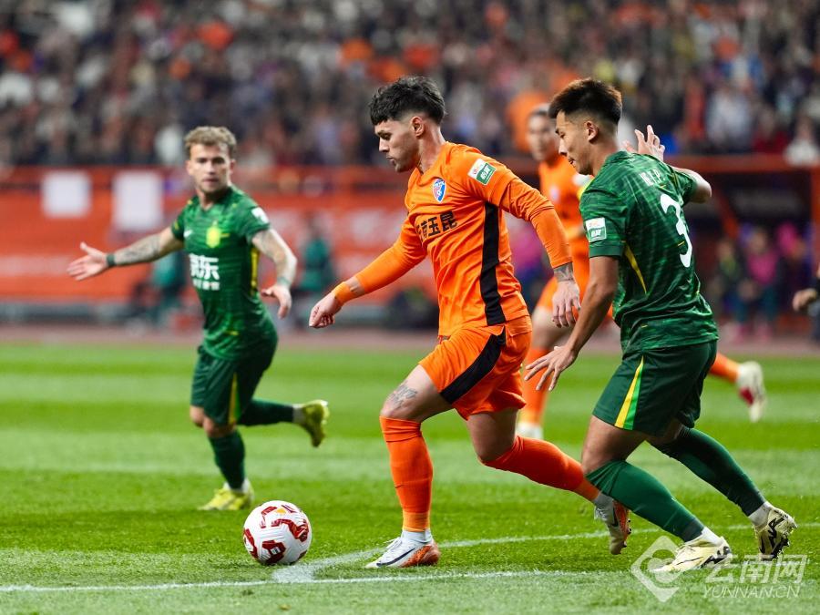 爱游戏网页版登录入口-包含芬兰前锋连番破门，助球队锁定胜局的词条