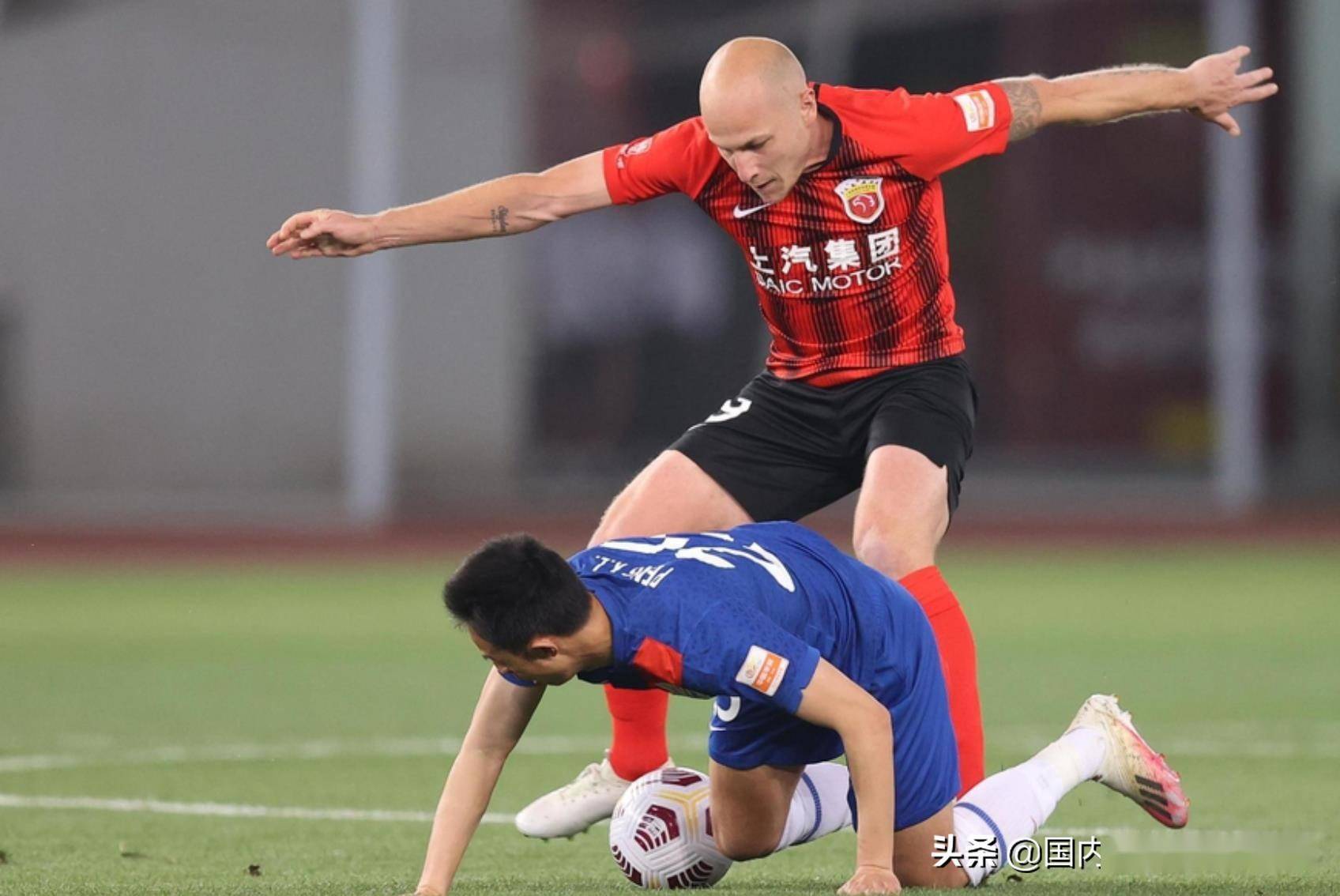 包含建业主场被上港绝平,遗憾丢分的词条 包含建业主场被上港绝平,遗憾丢分的词条