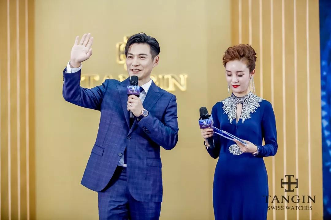 爱游戏登录入口-关于瑞士篮球联赛开幕典礼盛大举行，现场气氛热烈的信息