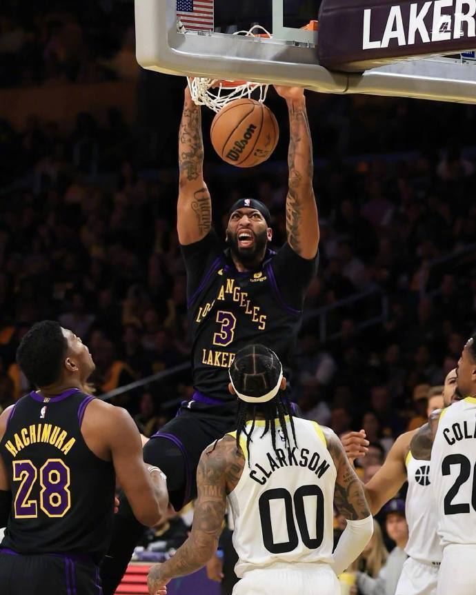 关于穆尼黑盐湖城实现逆袭，大胜对手的信息