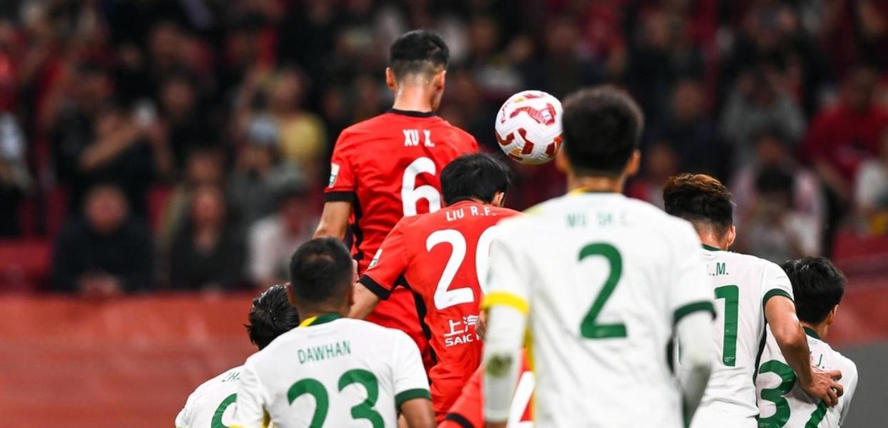 包含梦幻比赛迎来高潮：日本队勇夺胜利关键的词条