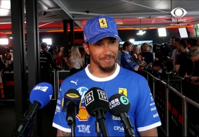 包含汉密尔顿主场踢平对手,争取下一轮胜利的词条 包含汉密尔顿主场踢平对手,争取下一轮胜利的词条