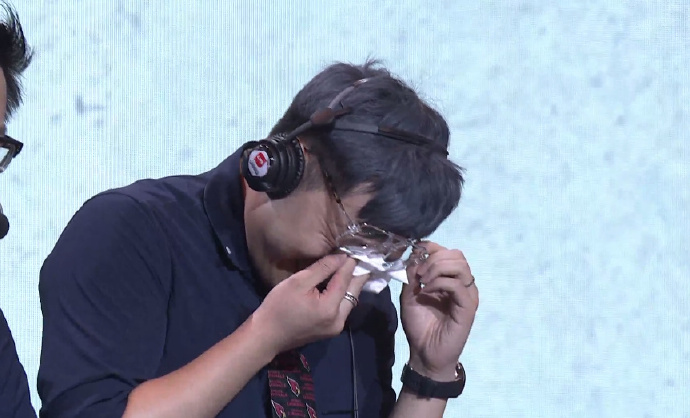 爱游戏官网网页版入口-包含LPL粉丝热泪盈眶：终于又进四强了！的词条