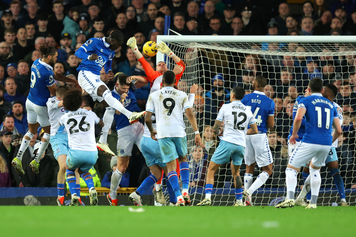 霸主之争依旧持续，实力对抗